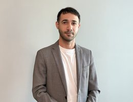 العميل Esam Soliman Zarif