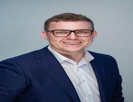 العميل Nikita Matveev