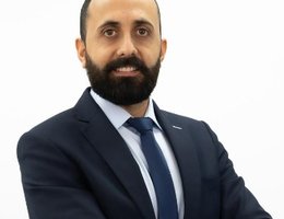 العميل Jad  Saab