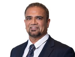 Agent Selwyn Valentine