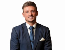 العميل Mark Mccabe