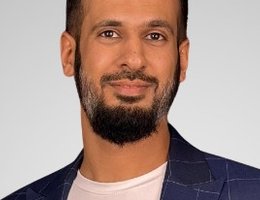 العميل Muhammad Yasir Iqbal