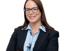 العميل Bojana Knezevic