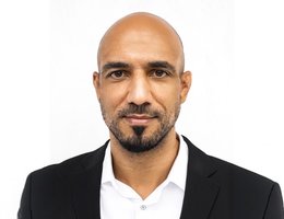 العميل Amir Fazeli