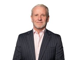 العميل Richie Gallagher
