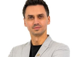 العميل Evegnii Iakovenko