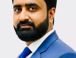 العميل Waqar Hussain
