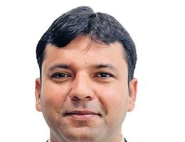 العميل faisal  malik