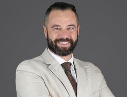 العميل Flavio Sbisa