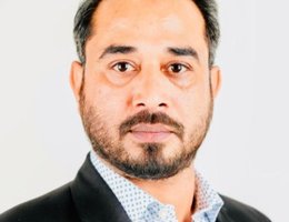 العميل Tanveer Ahmed  Muhammad Iqbal 