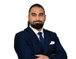 العميل Salar Yahyaie