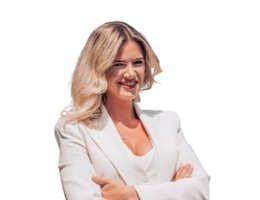 Agent Julia Steinbach