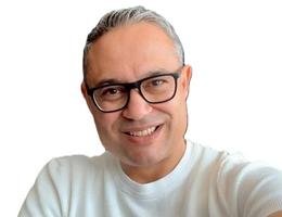 العميل Yasser  Ayed