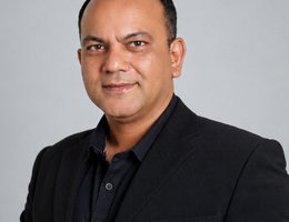 العميل Syed Jadeer