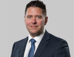 العميل Philippe Melia