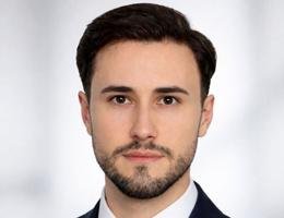 العميل Dan Arama