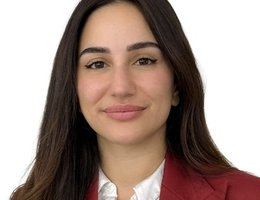 العميل Sara Bader