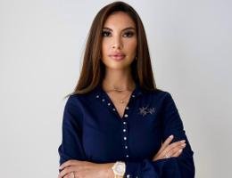 العميل Jasmin Duran
