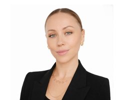 العميل Anastasiia Orekhova