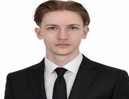 العميل Oscar Frank Wood