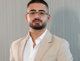 العميل Anton Alkhoury