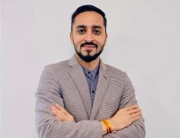 العميل Hitesh Sadrani