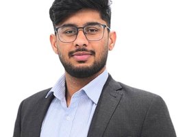 العميل Aaditya LalYadav