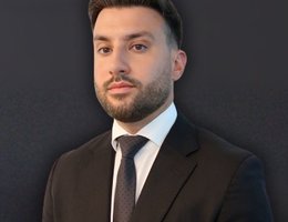 العميل Martyn Mclaughlin
