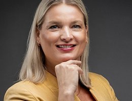 العميل Tina Kecek