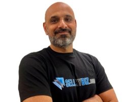 العميل Tahir Kashif