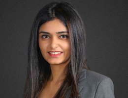 العميل Akanksha Latesh Bellaney