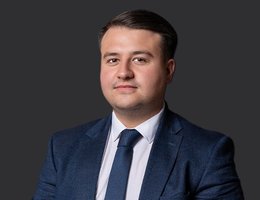 العميل Joseph Richardson