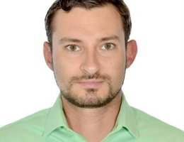 العميل Moneer Faour