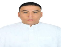 العميل karim Ashour