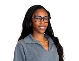 العميل Kamryn Ferdinand