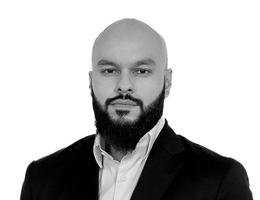 العميل Sal Arfeen