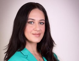 العميل Karina Salova