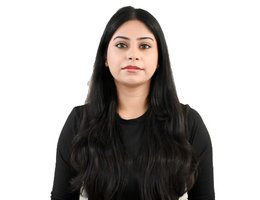 Agent Amna Irfan