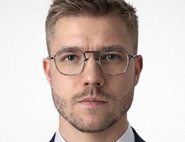 العميل DMITRII BOBYLEV