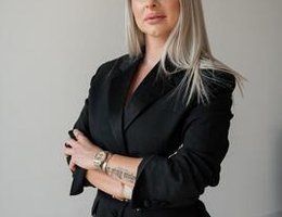 العميل Aleksandra Matckova