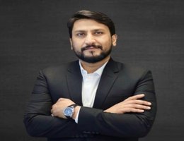 العميل Zeeshan Shah