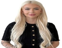 Agent Julia Jaszczak