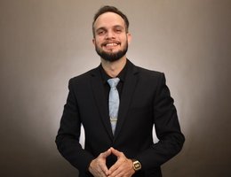 العميل Jason Trevor