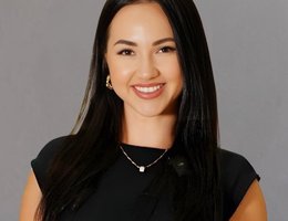 العميل Regina Khudayberdina