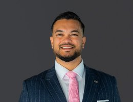 العميل Darren Shivraj