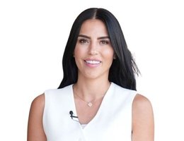 العميل Nicole Kraemer