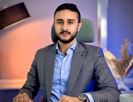 العميل Amr  Amin