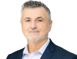 العميل Adib  Kabbara