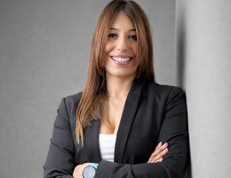 Agent Blossom Janis Fernandez