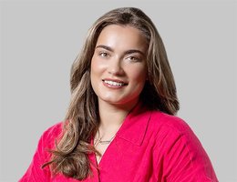 العميل Abigail Charles